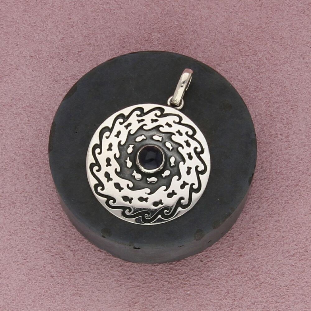 sterling silver vintage amethyst disc pendant